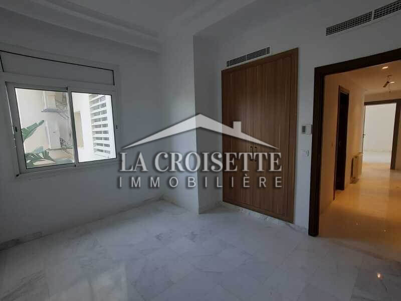 Appartement S+4 à Ain Zaghouan Nord 